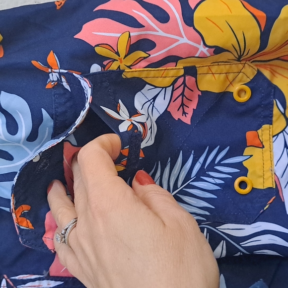 Mens Tropical Multicolor Swim Trunks. Size Small (28-30) NWT - Picture 4 of 7